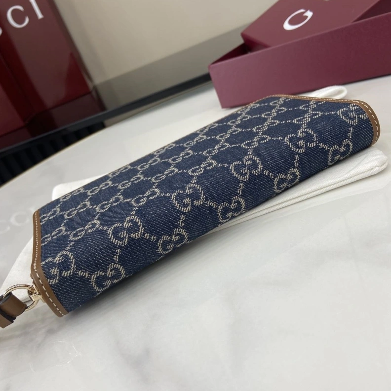 Bright Gxccx Wallets & Purse 38458