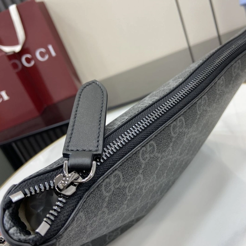 Gxccx Clutch Bags Vibrant 38712