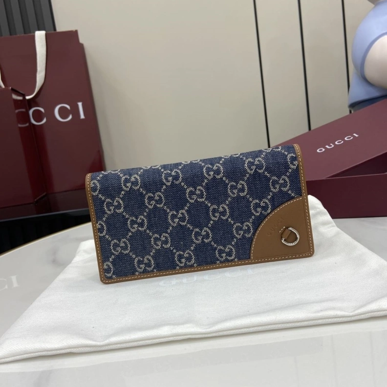 Cozy Gxccx Wallets & Purse 38383