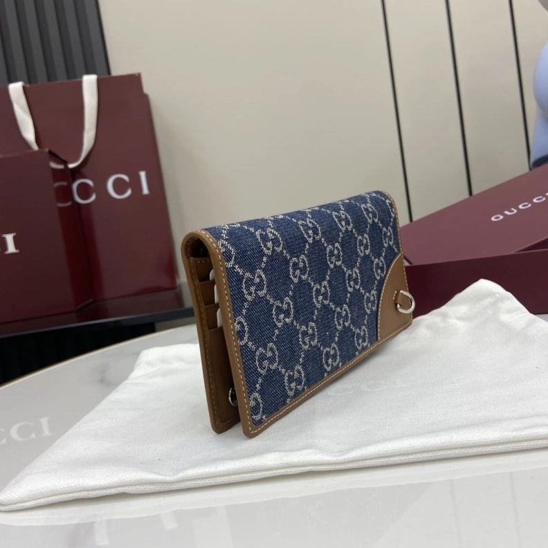 Cozy Gxccx Wallets & Purse 38383