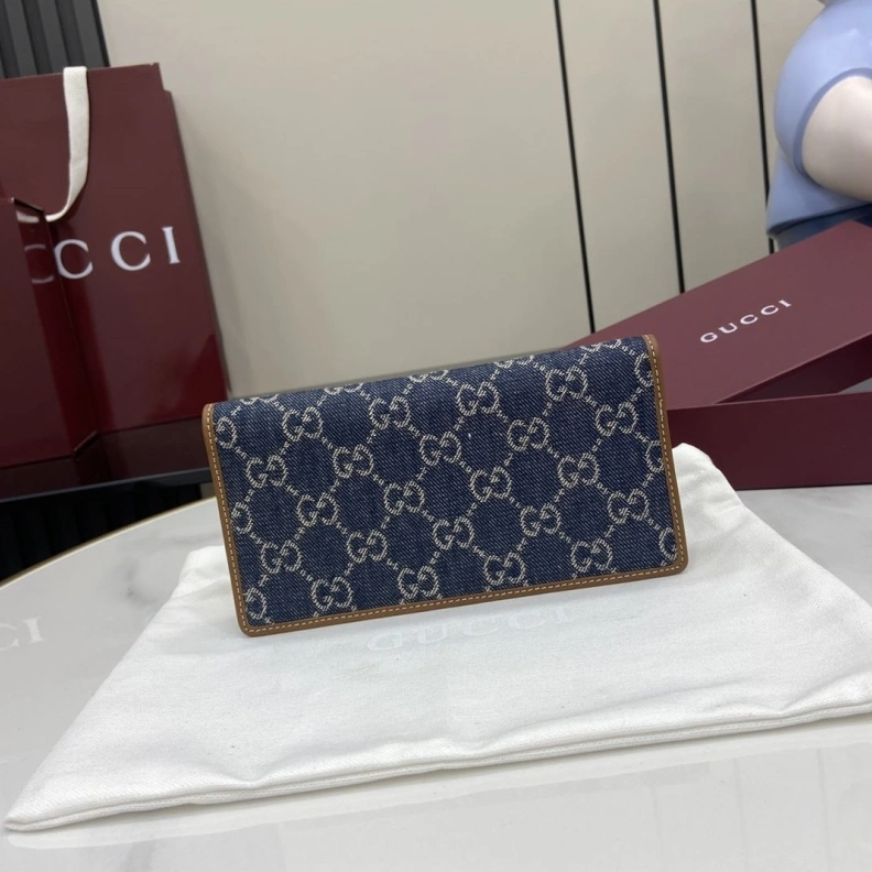 Cozy Gxccx Wallets & Purse 38383