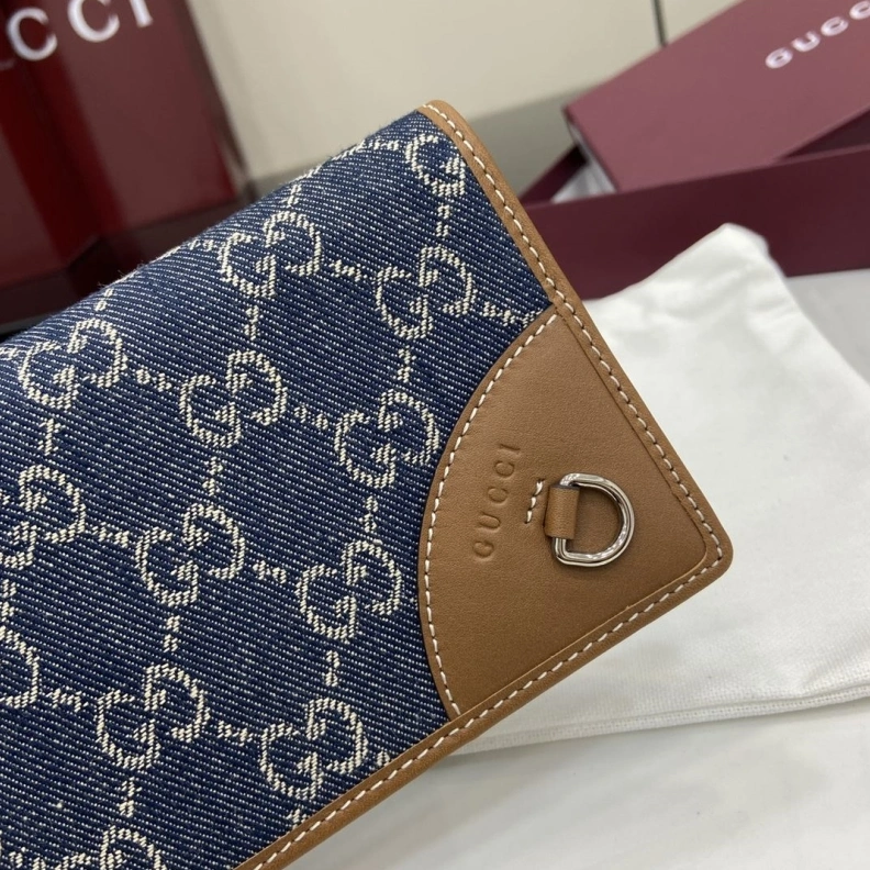 Cozy Gxccx Wallets & Purse 38383