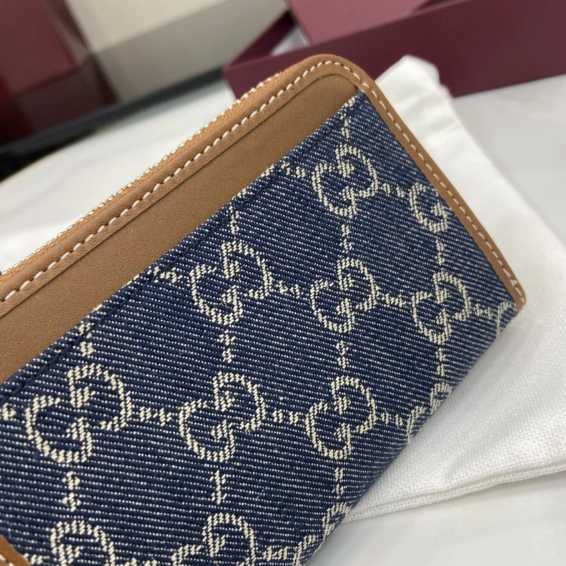 Bright Gxccx Wallets & Purse 38375