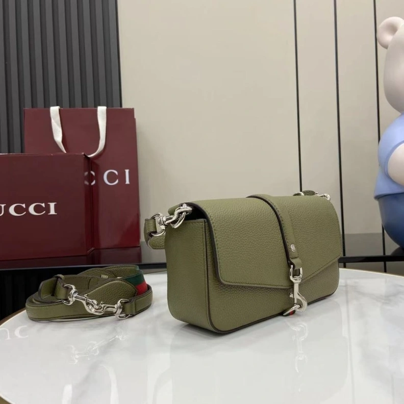 Gxccx Satchel Bags Vibrant 38676