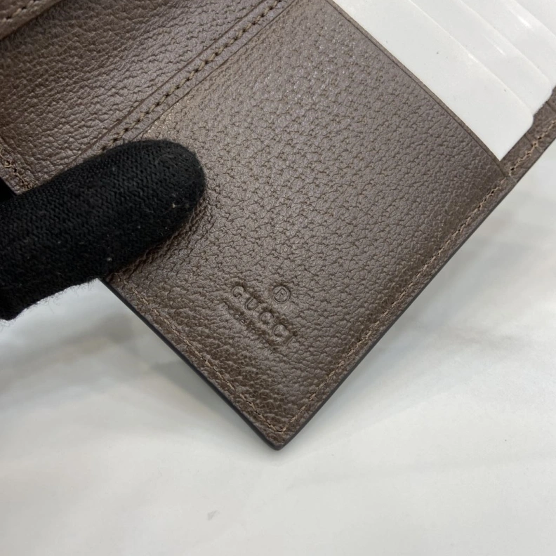 Versatile Gxccx Wallets & Purse 38381