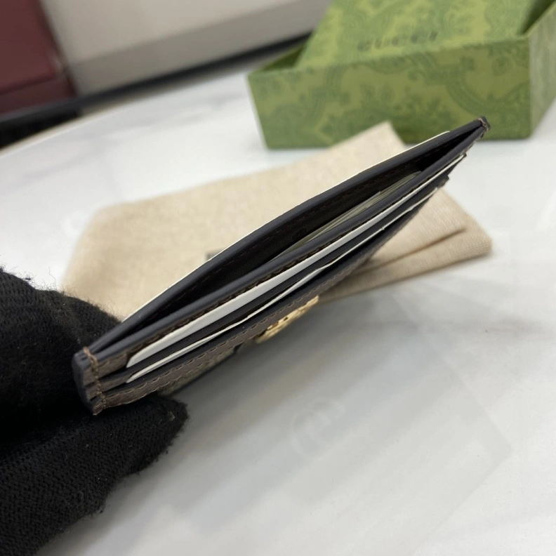 Elegant Gxccx Wallets & Purse 38400