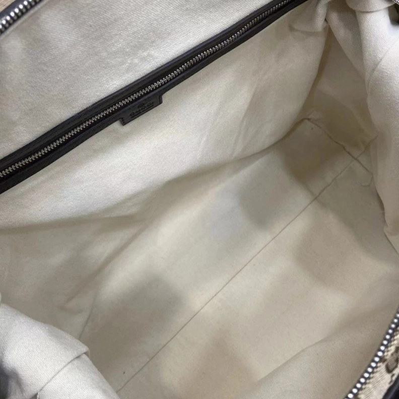 Resilient Gxccx Travel Bags 38485