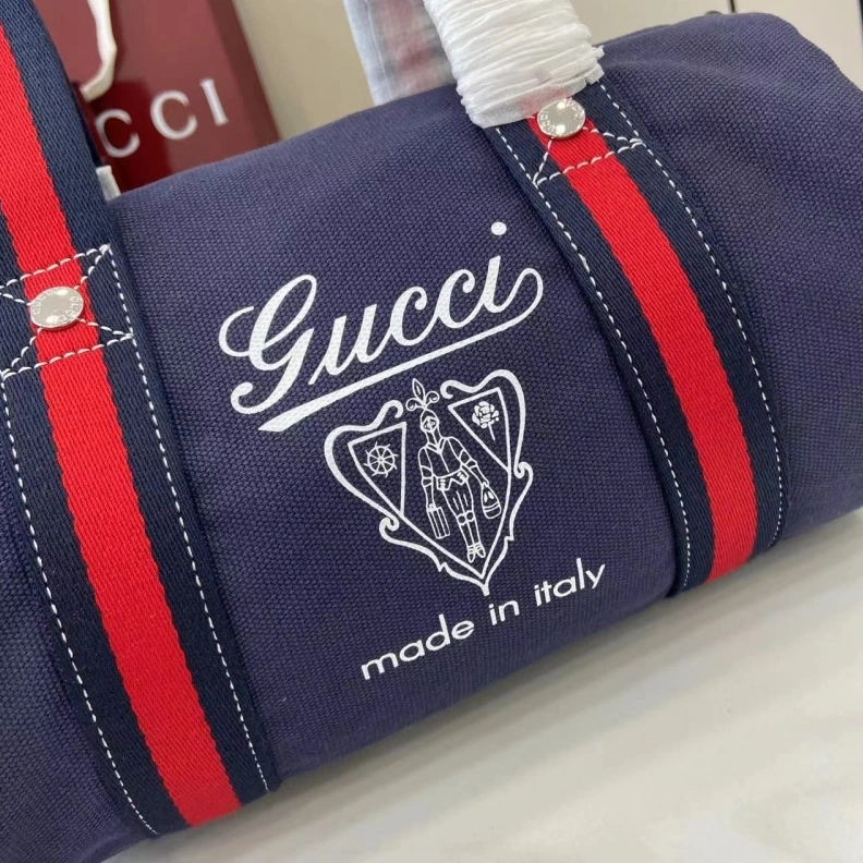 Refined Gxccx Travel Bags 38482