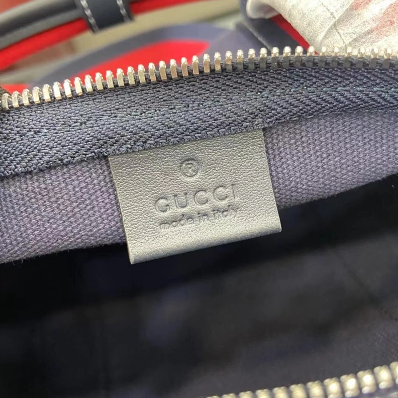 Refined Gxccx Travel Bags 38482