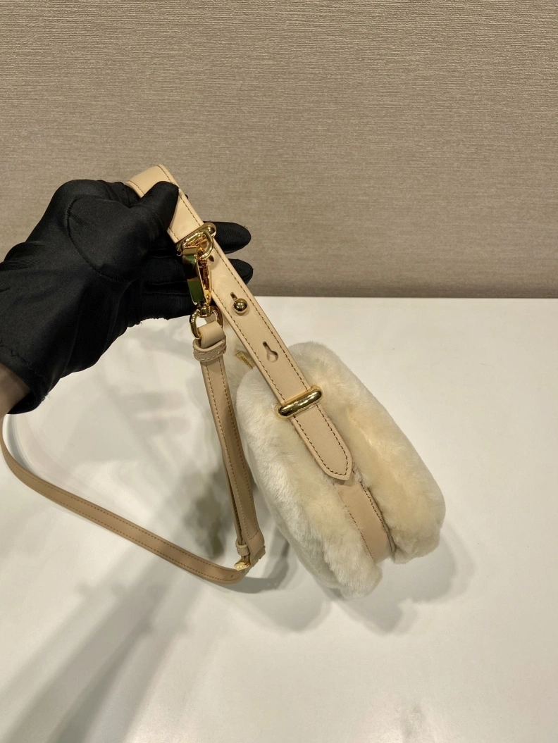 Unique Prxdx Top Handle Bags 55536