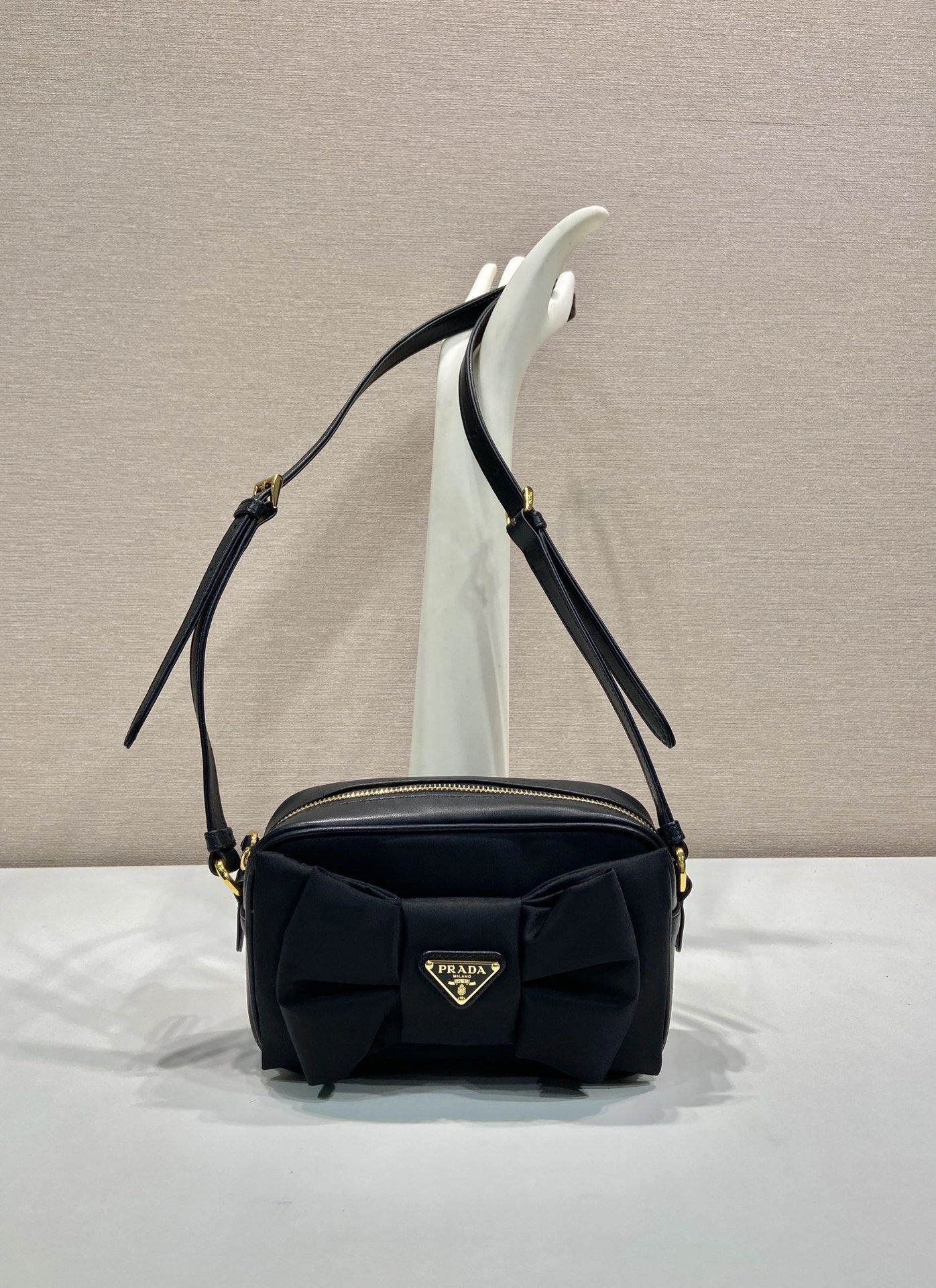 Prxdx Top Handle Bags Modern 55031