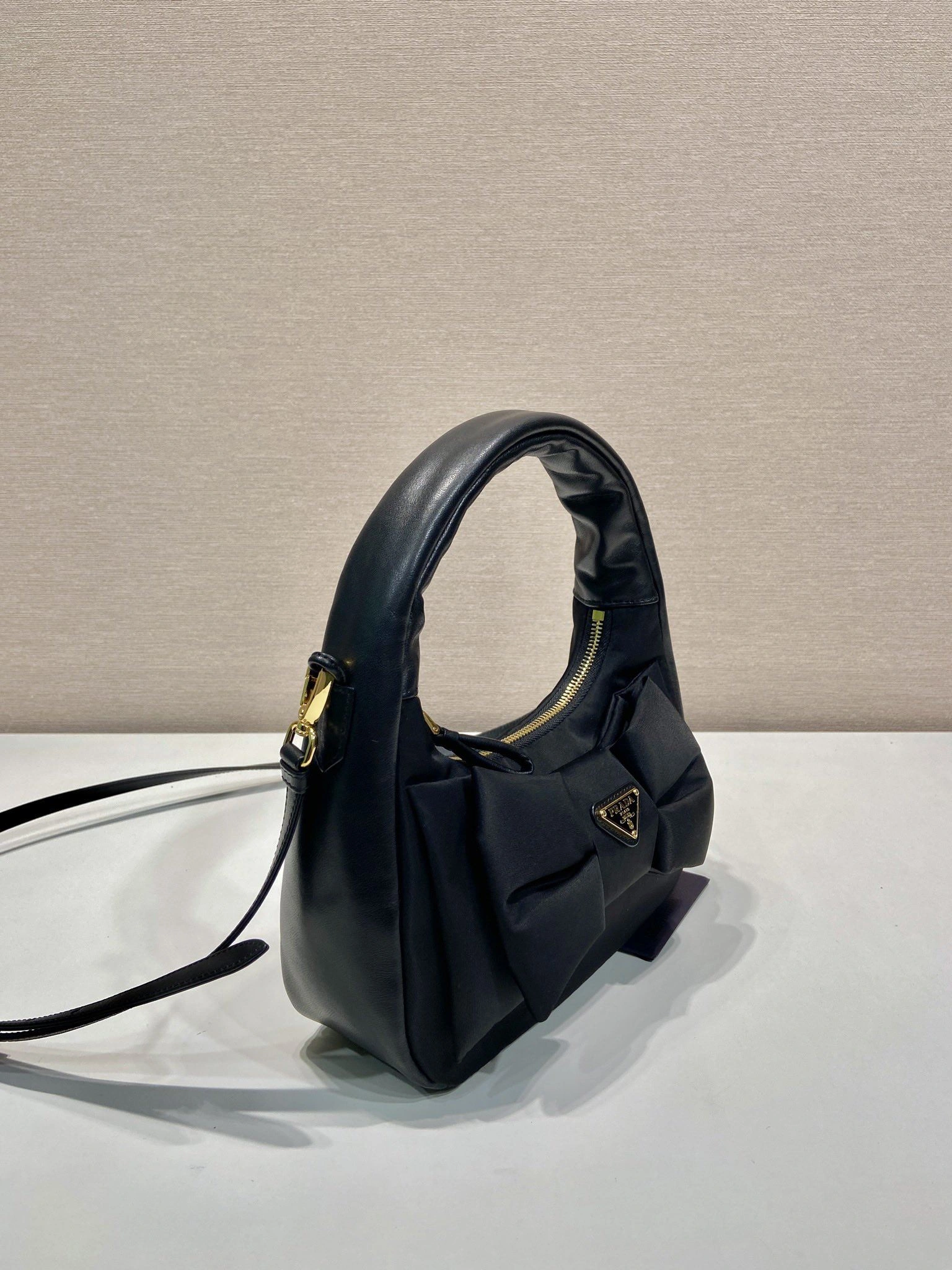 Sophisticated Prxdx Top Handle Bags 55037