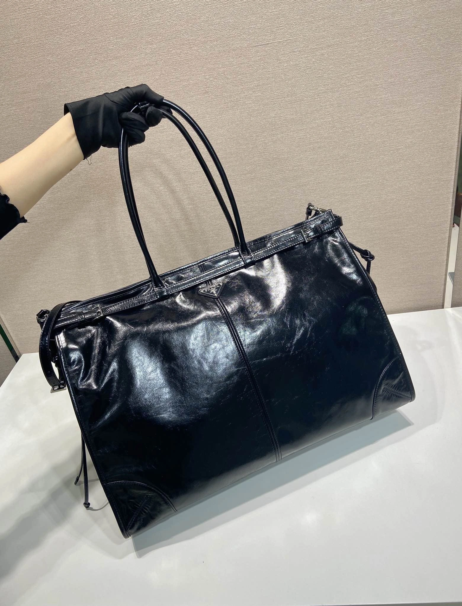 Bold Prxdx Top Handle Bags 55032