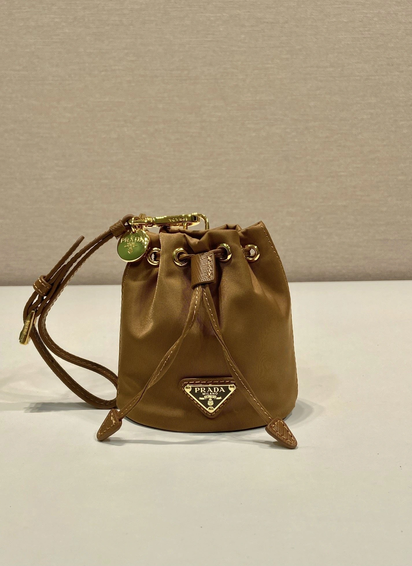 NewStyle Prxdx Bucket Bags 55318