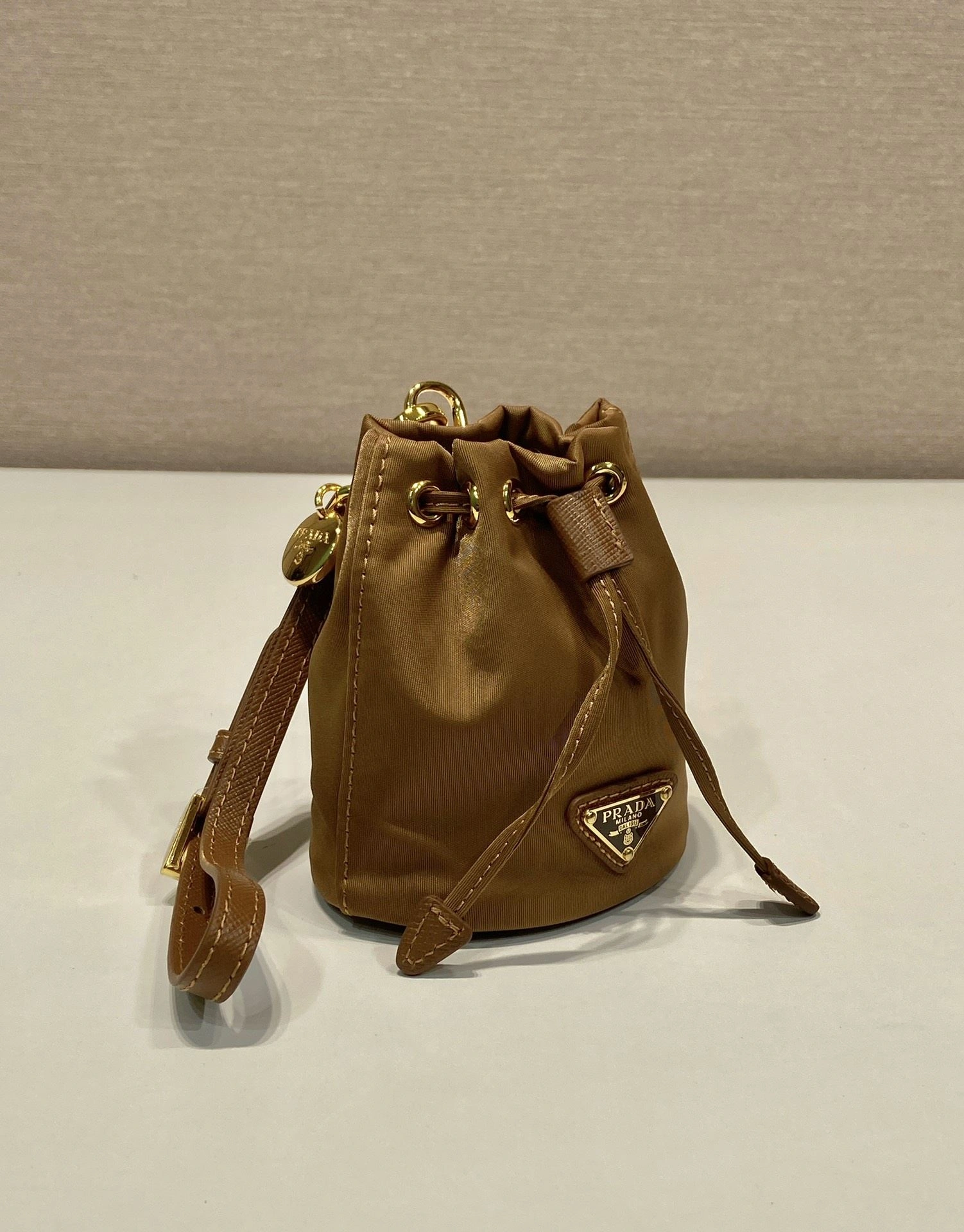 NewStyle Prxdx Bucket Bags 55318