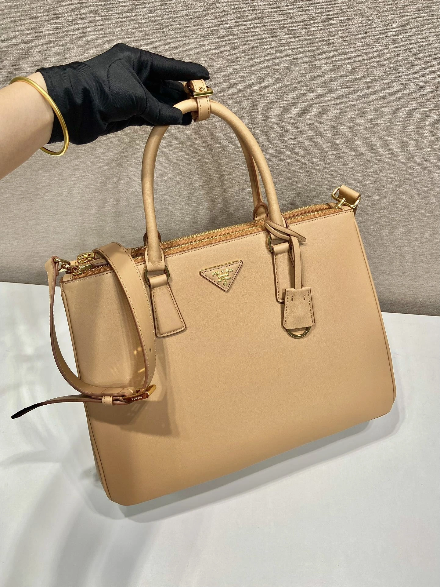 Unique Prxdx Top Handle Bags 54960