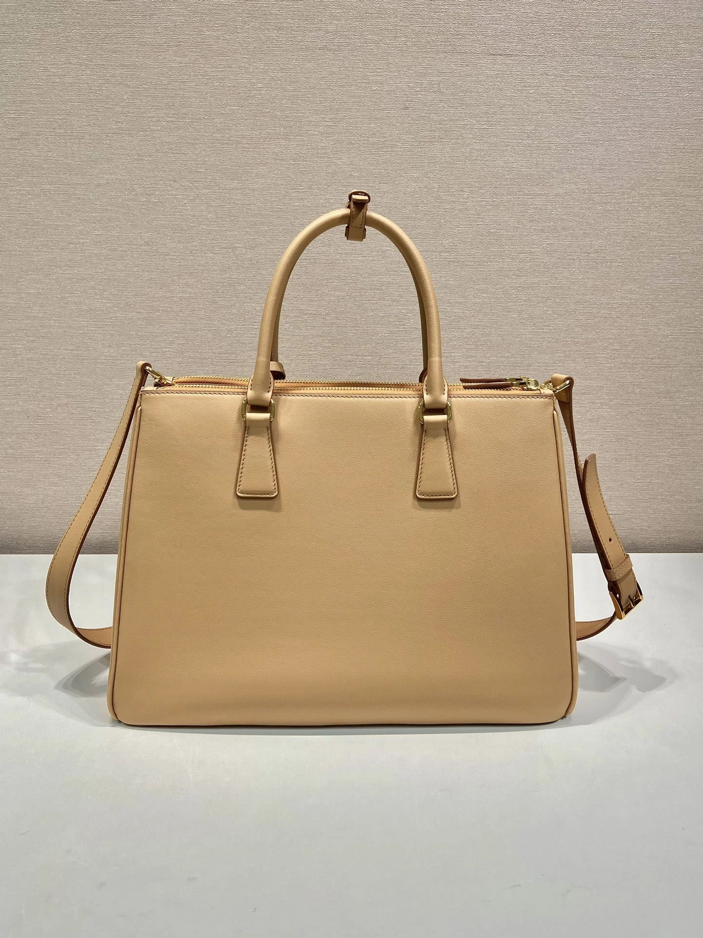 Unique Prxdx Top Handle Bags 54960