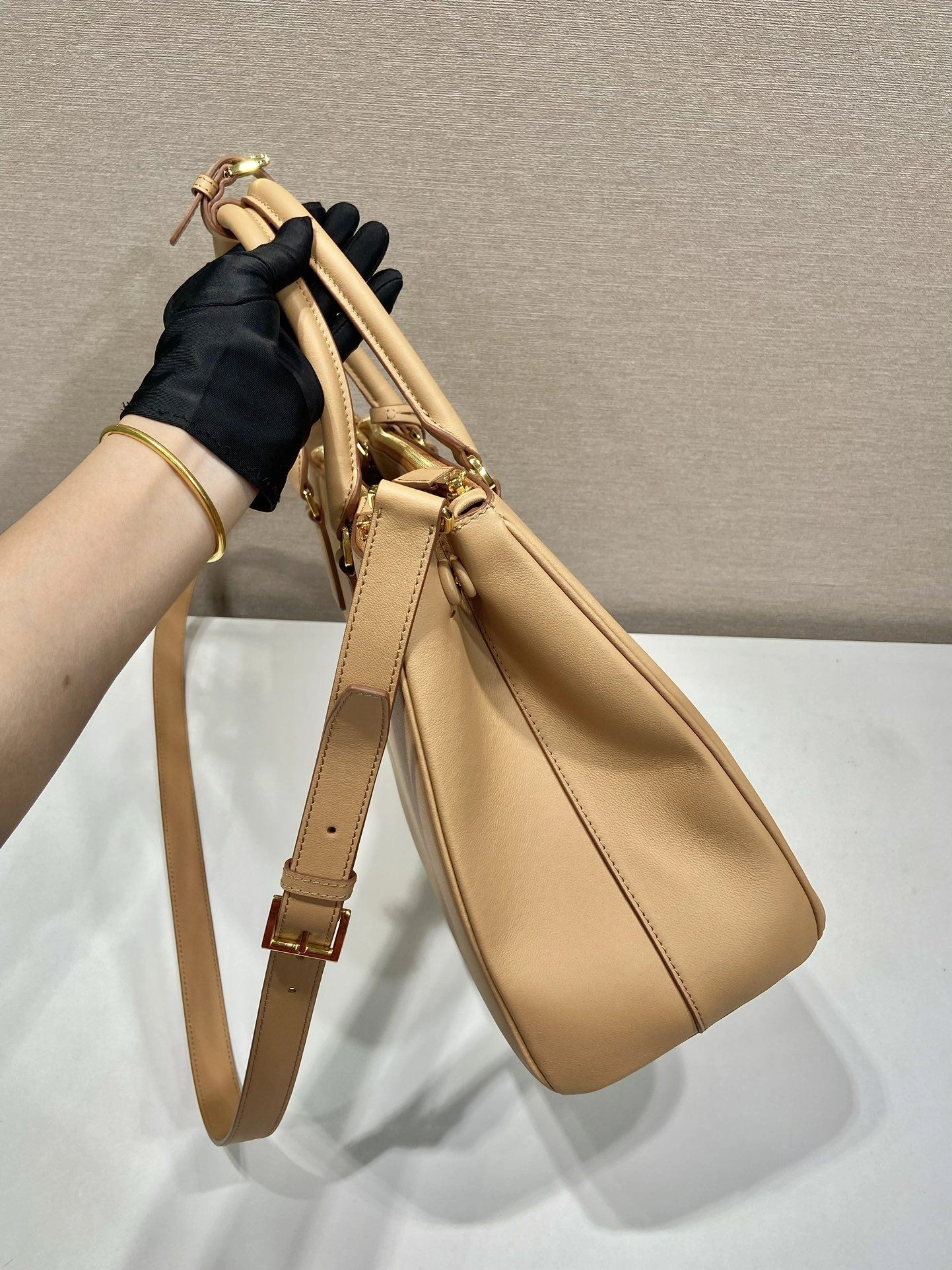 Unique Prxdx Top Handle Bags 54960