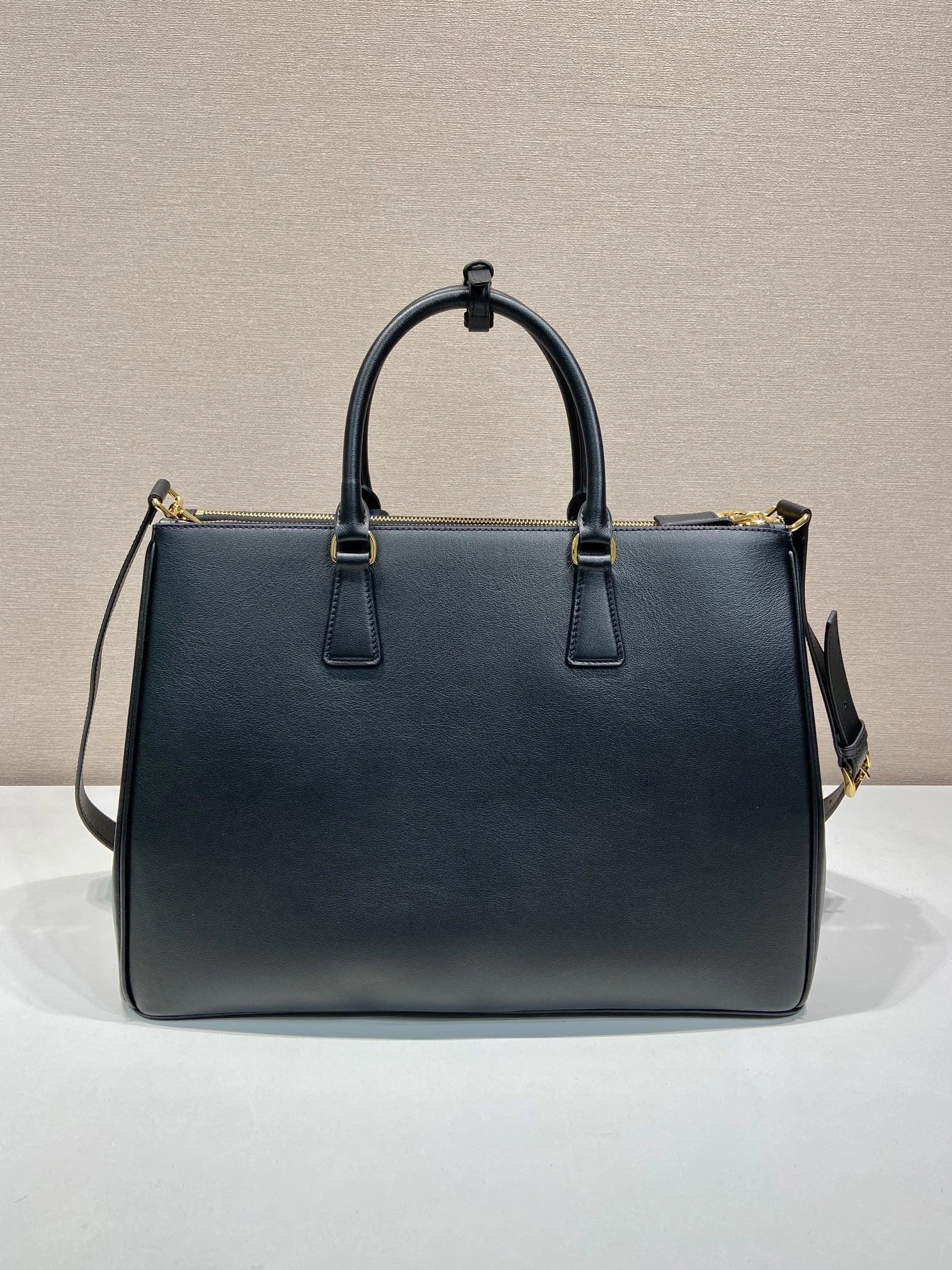 Prxdx Top Handle Bags Sleek 54963