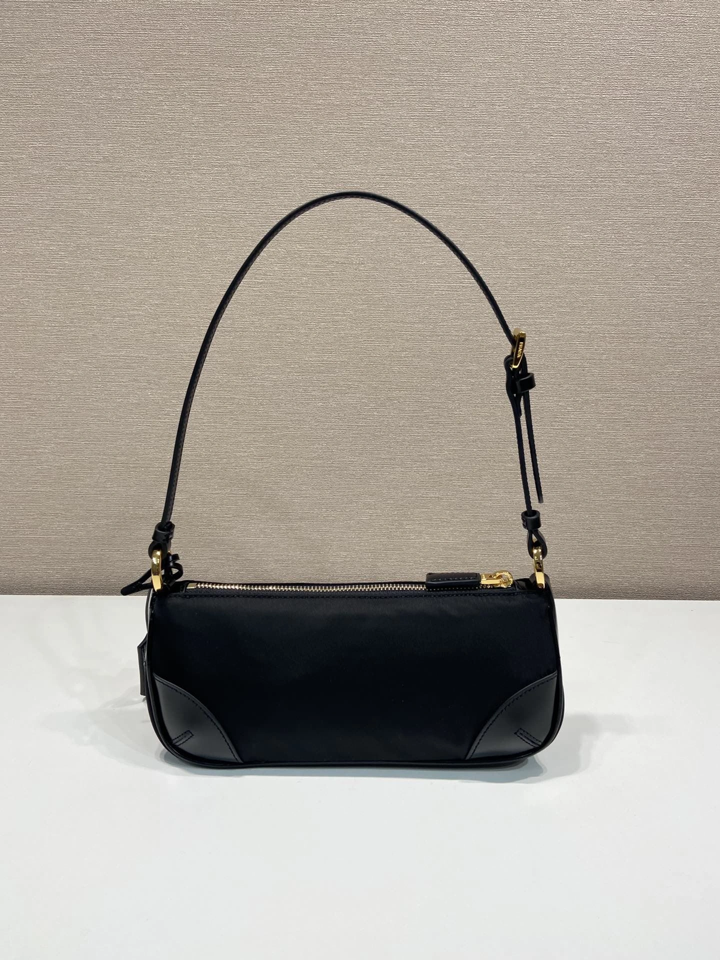 Sleek Prxdx Top Handle Bags 54925