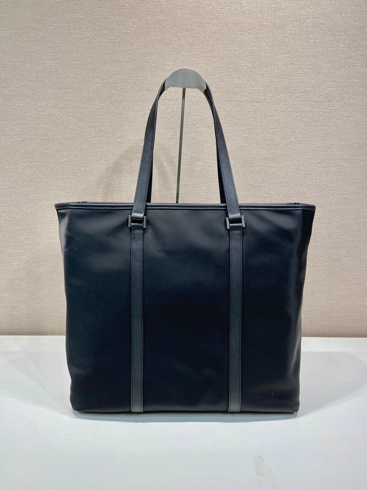 Bold Prxdx Shopping Bags 55095