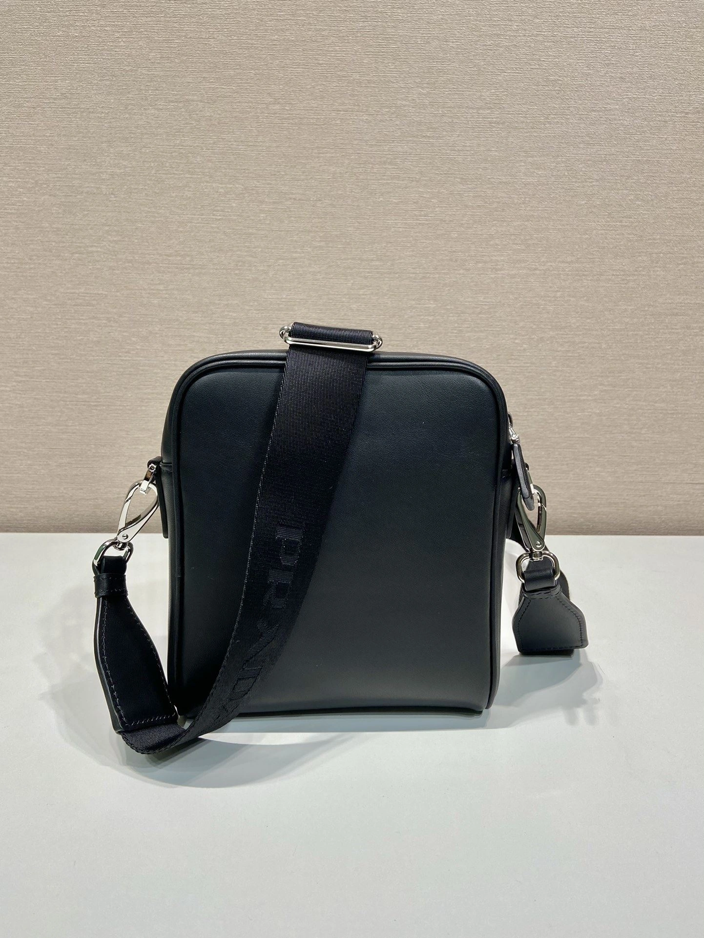 Breathable Prxdx Satchel Bags 55175