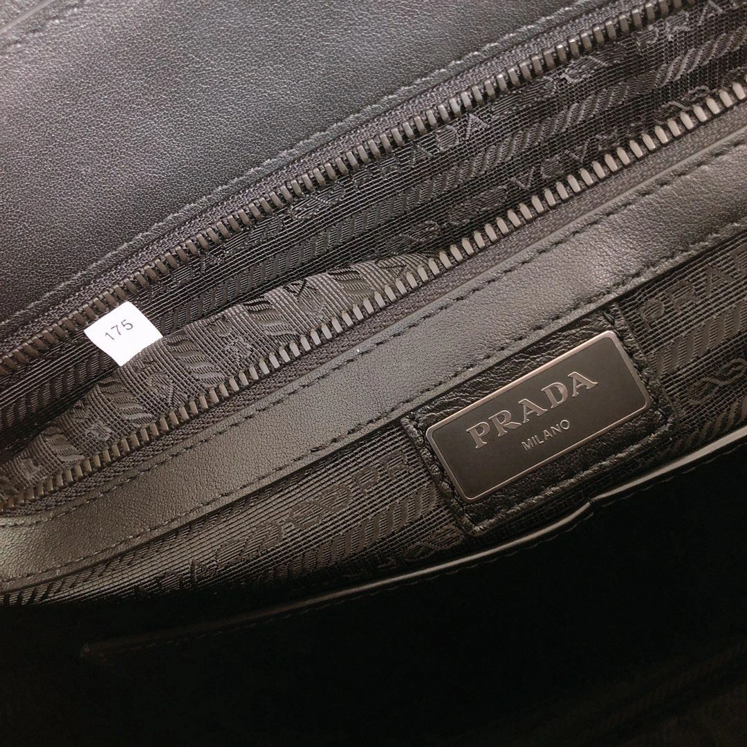 Sophisticated Prxdx Briefcase 55355