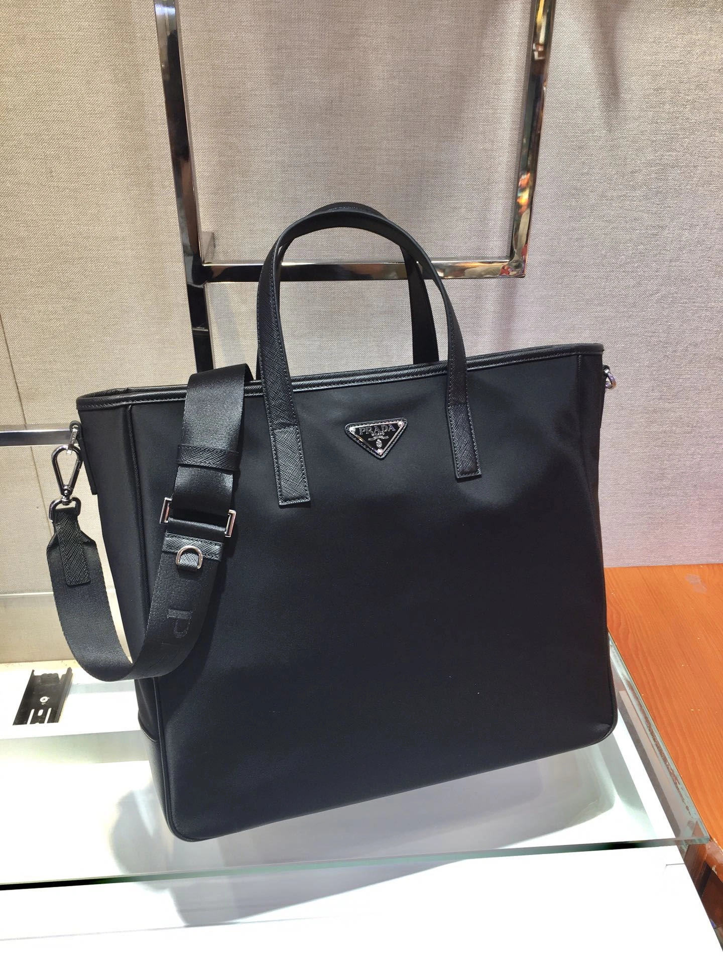Stylish Prxdx Briefcase 55371