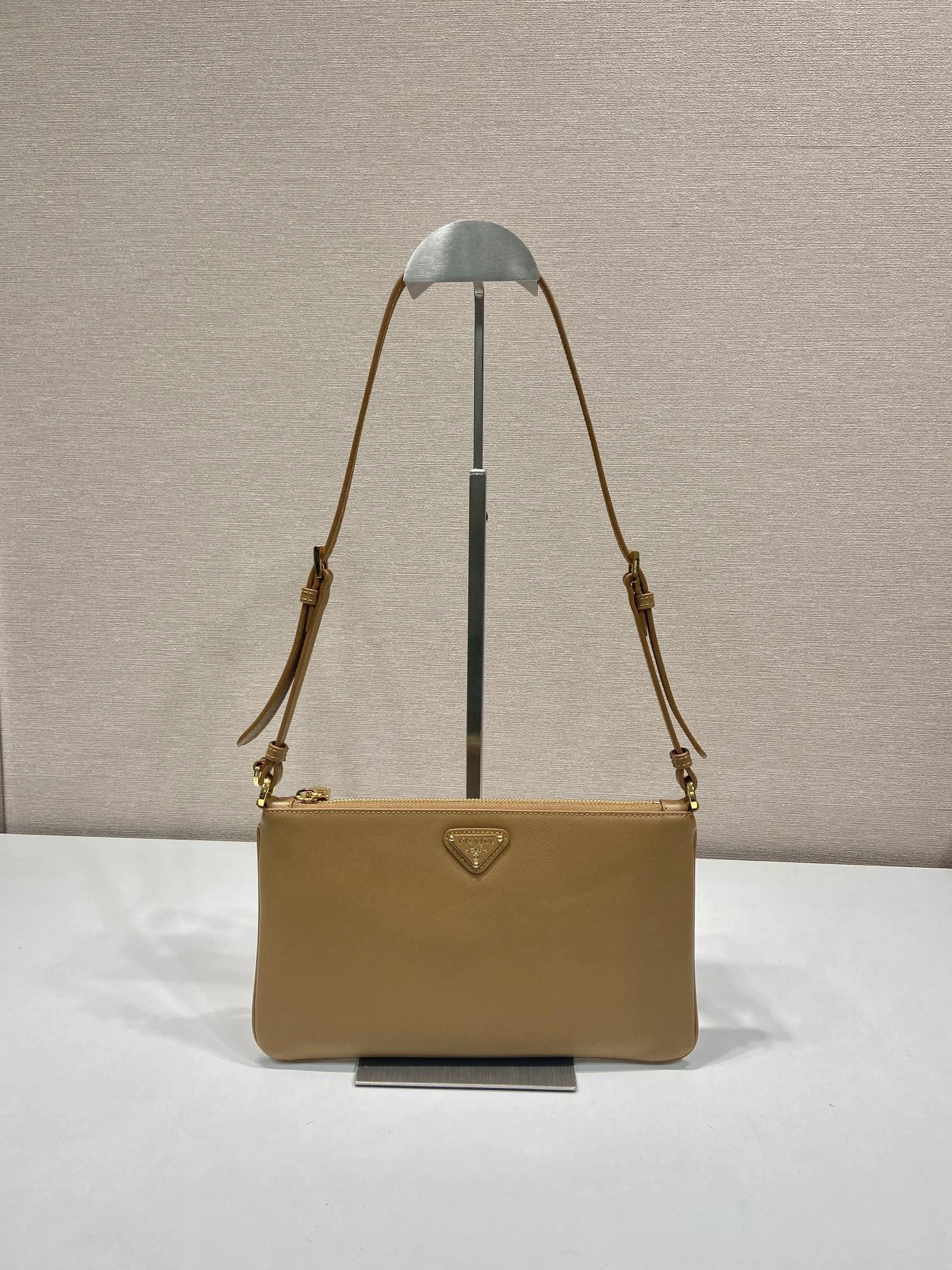 Classic Prxdx Top Handle Bags 54911