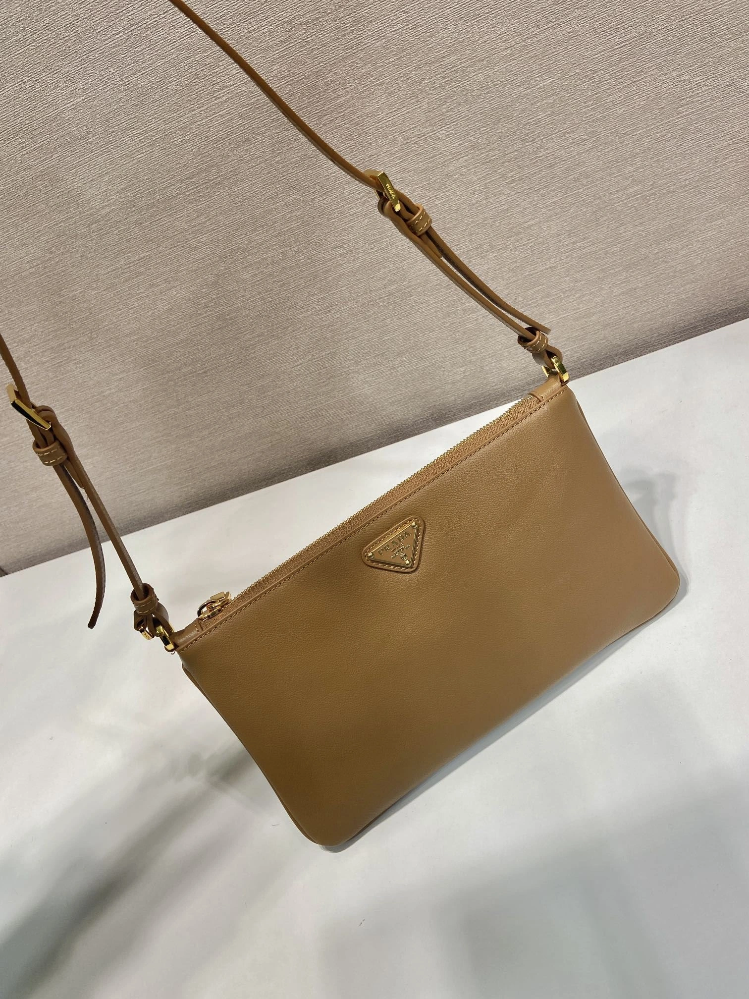 Classic Prxdx Top Handle Bags 54911