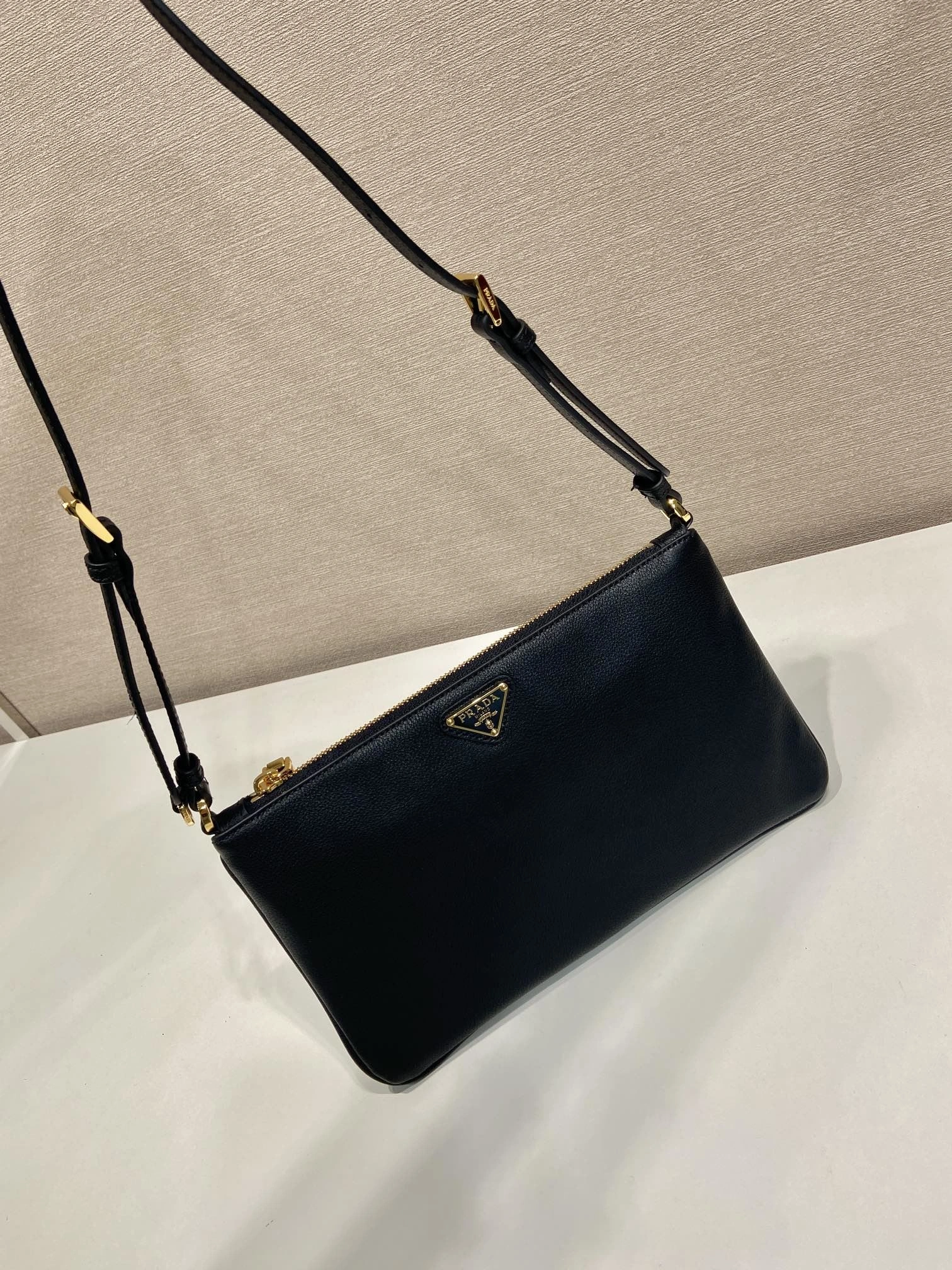 Classic Prxdx Top Handle Bags 54918