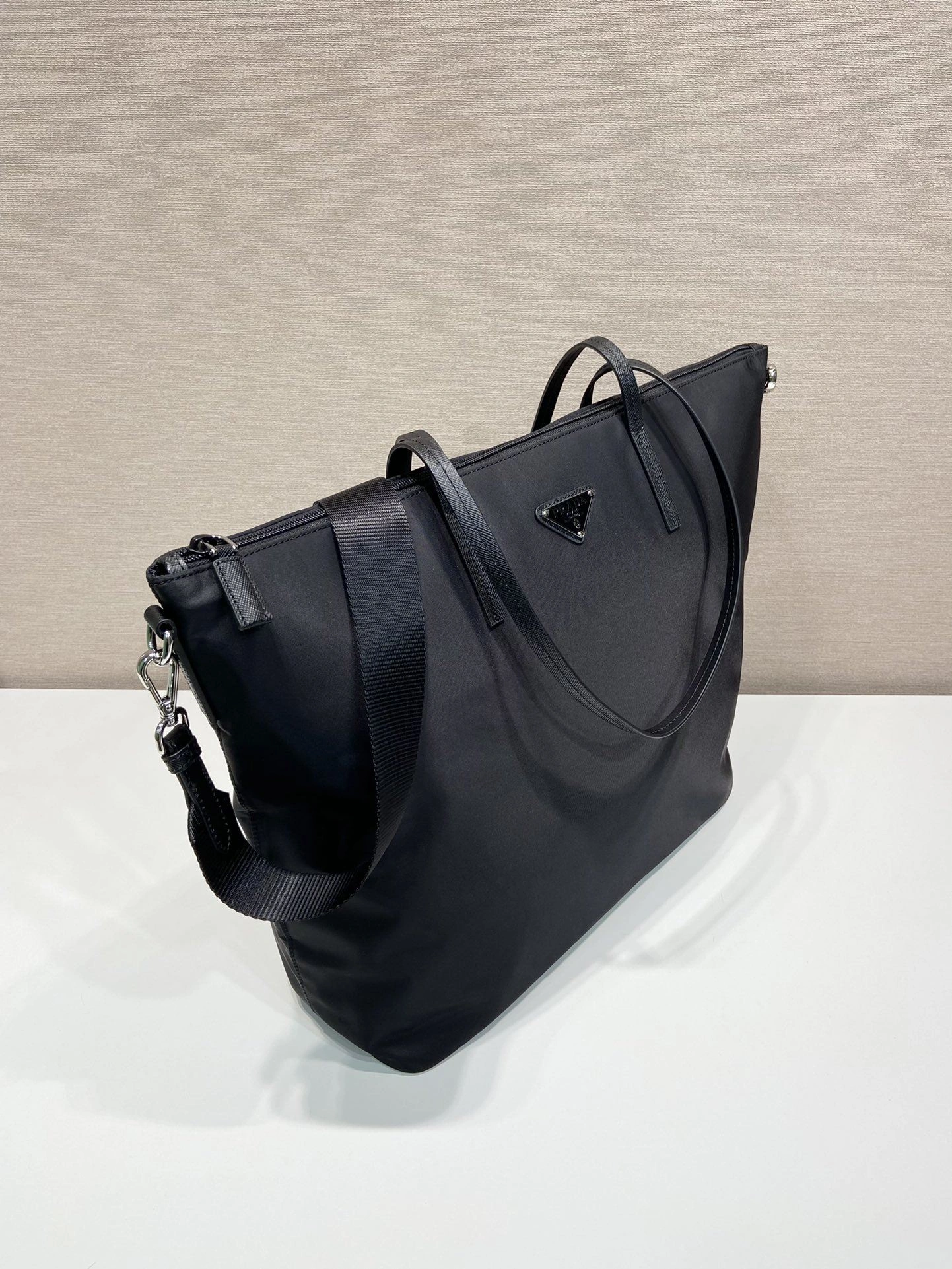 Elegant Prxdx Shopping Bags 55080