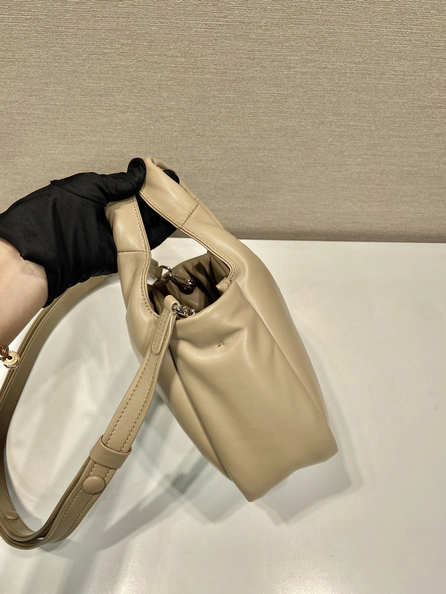 Vibrant Prxdx Top Handle Bags 54879