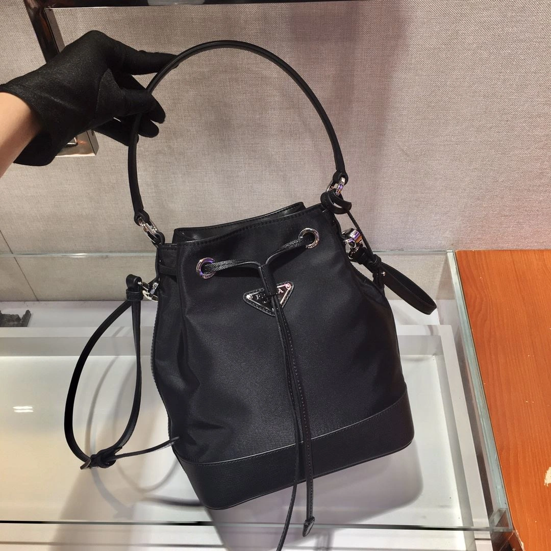 Vibrant Prxdx Bucket Bags 55339