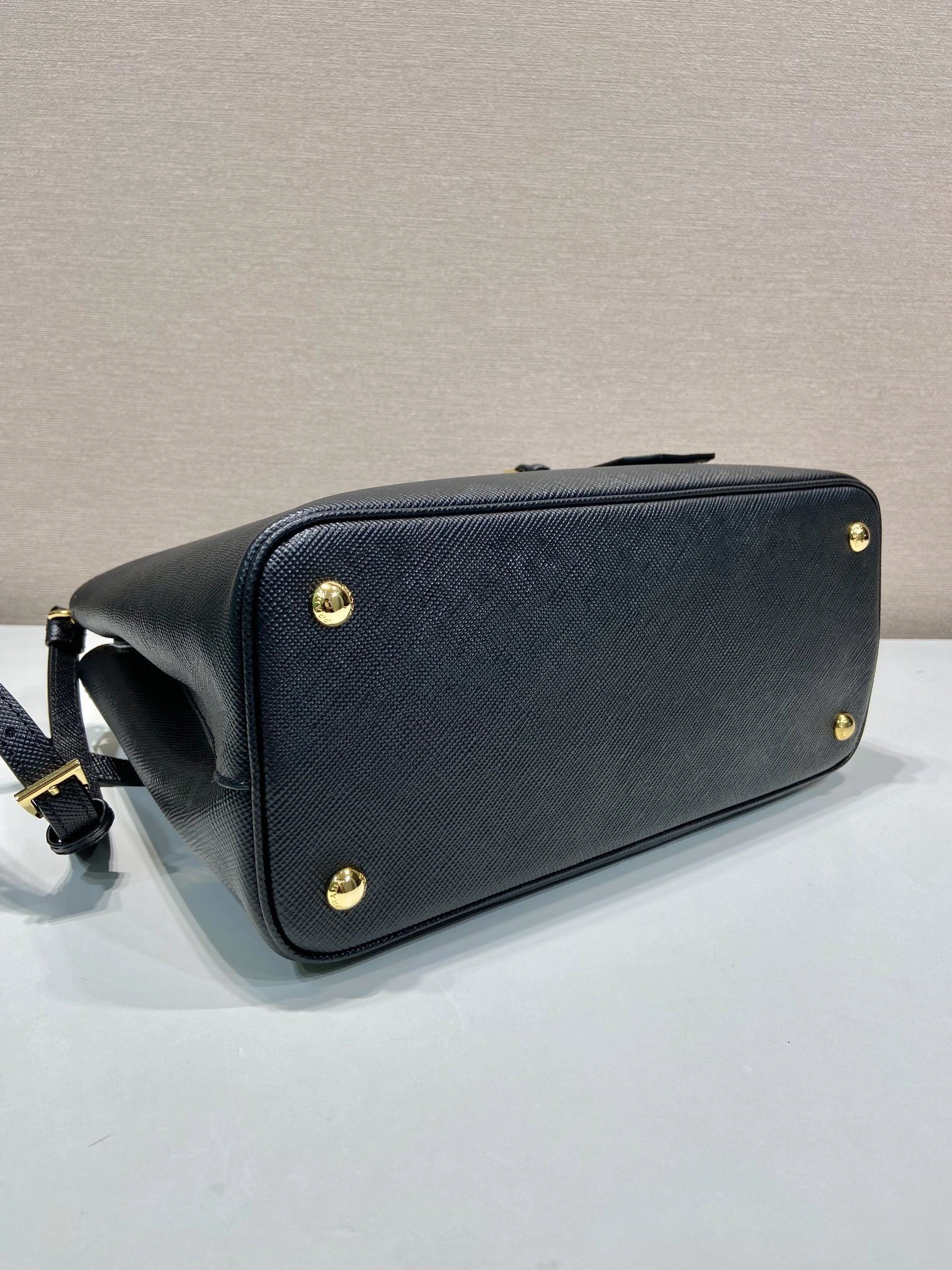 Fashionable Prxdx Top Handle Bags 54860