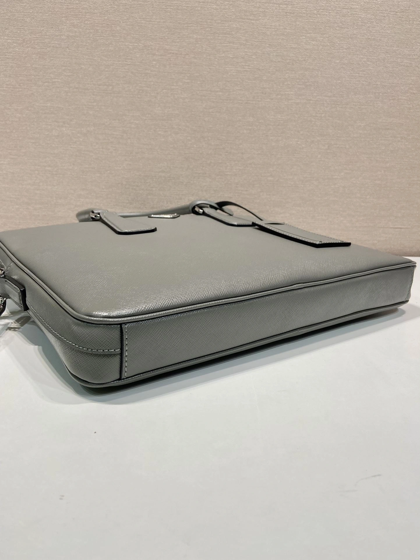 Vibrant Prxdx Briefcase 55389