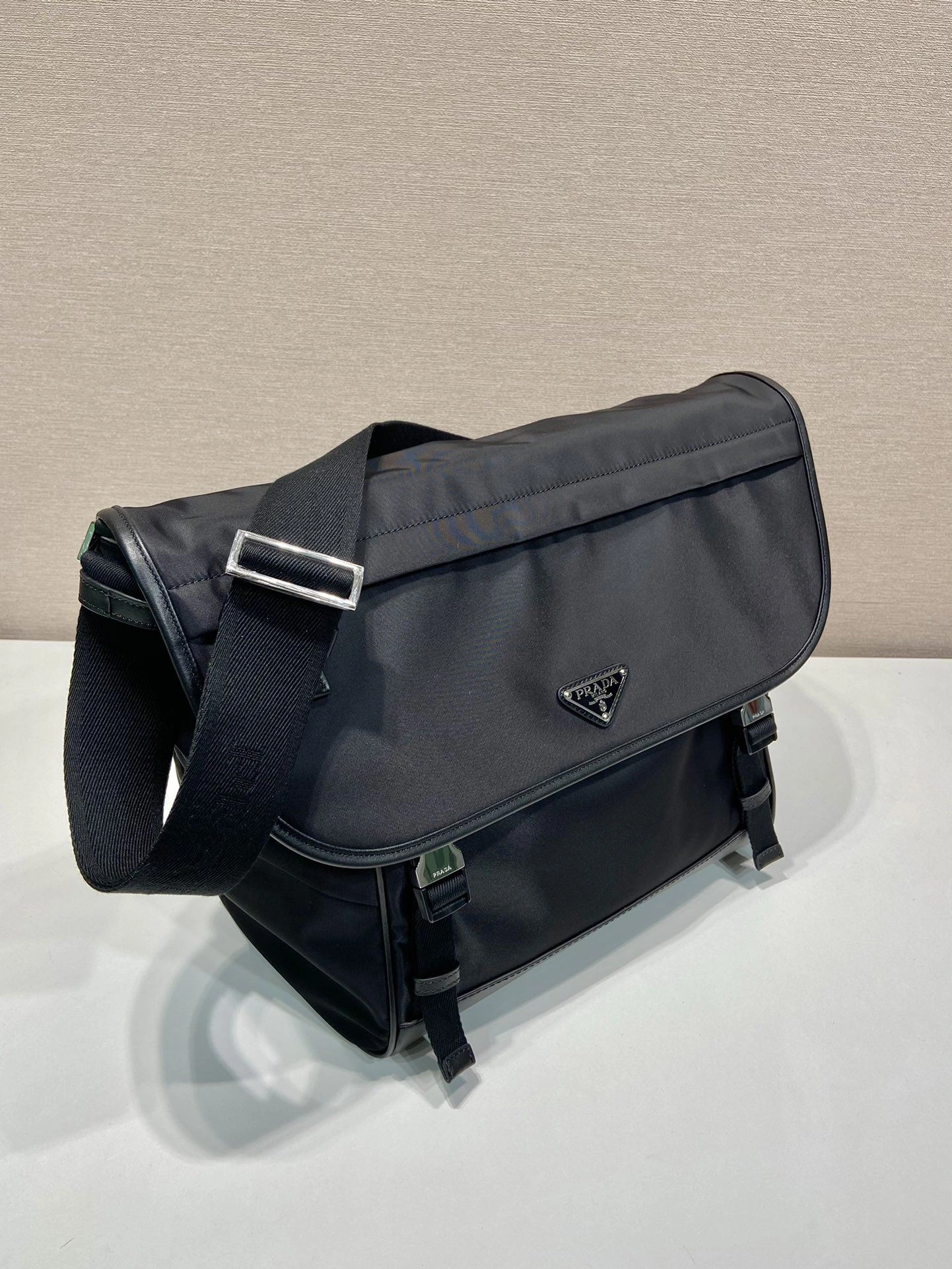 Bold Prxdx Satchel Bags 55124
