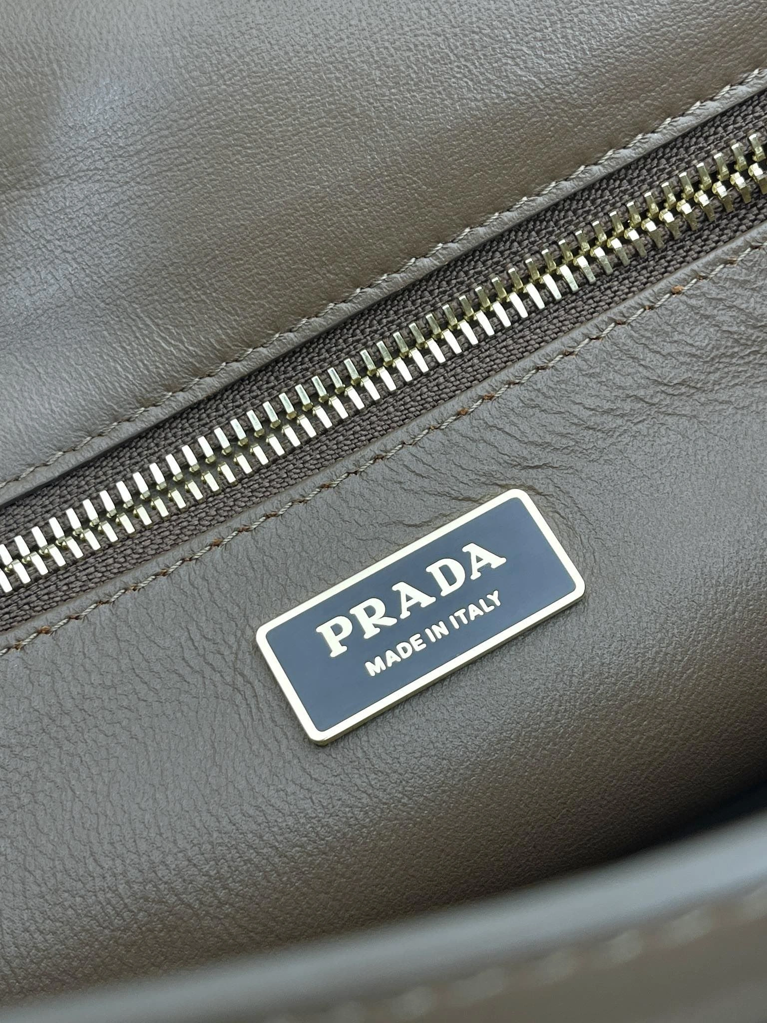 Bright Prxdx Top Handle Bags 54819