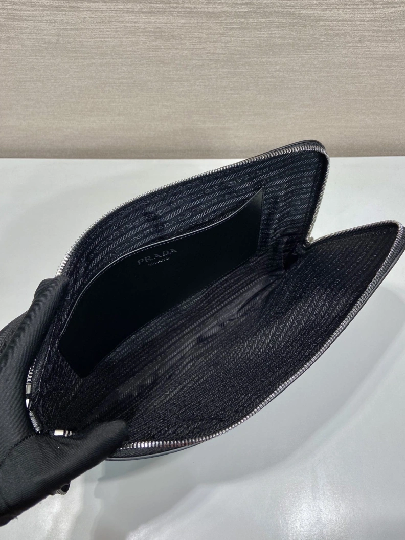 Bold Prxdx Clutch Bags 54469