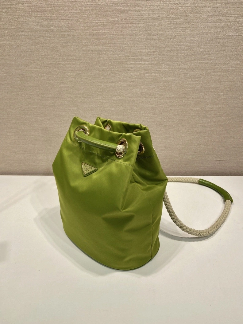 Flexible Prxdx Bucket Bags 54510