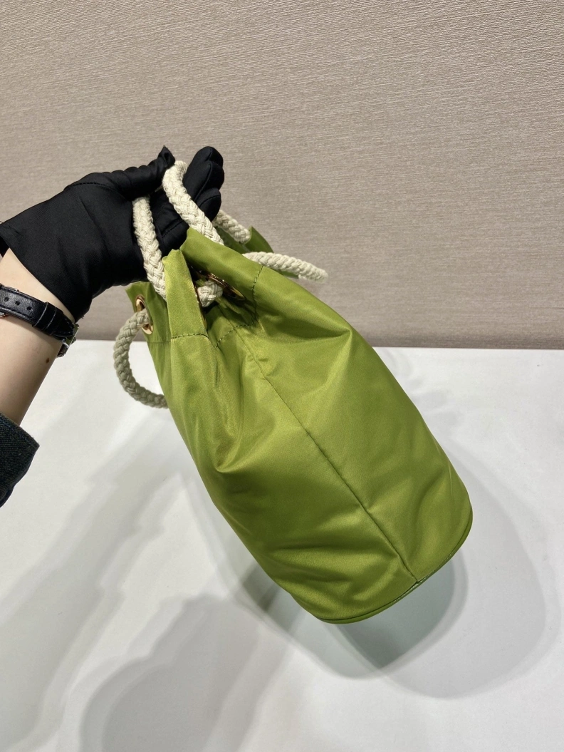 Flexible Prxdx Bucket Bags 54510