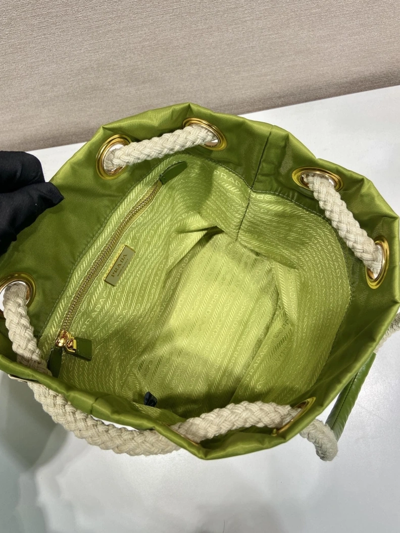 Flexible Prxdx Bucket Bags 54510
