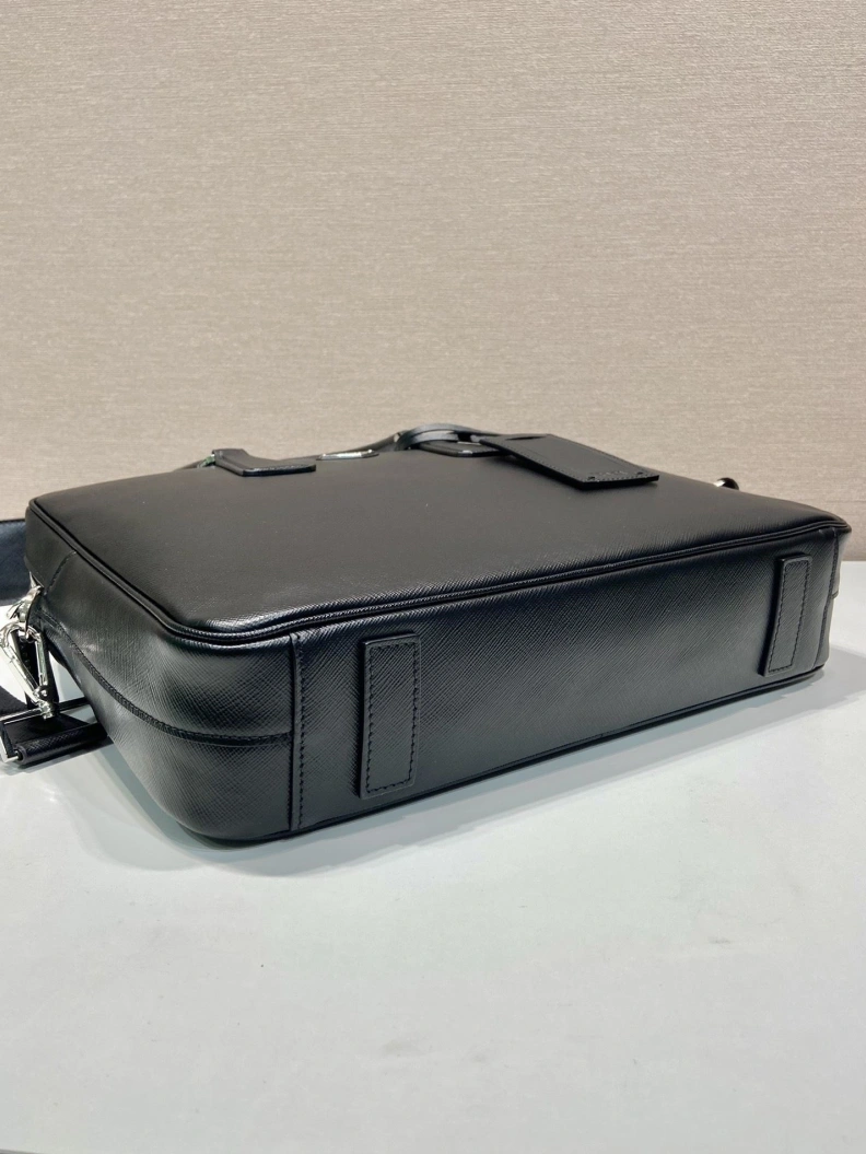 Vibrant Prxdx Briefcase 54567