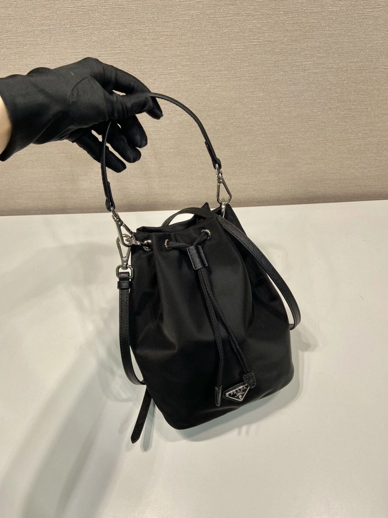 Prxdx Bucket Bags Vibrant 54529