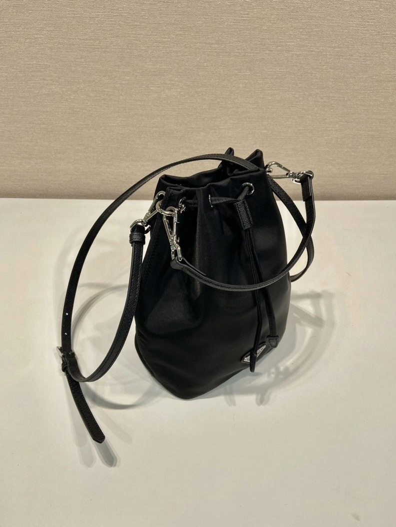 Prxdx Bucket Bags Vibrant 54529