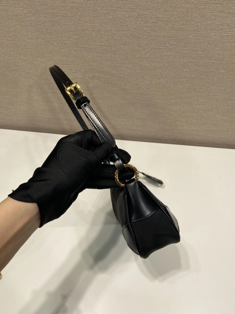 Versatile Prxdx Top Handle Bags 54093