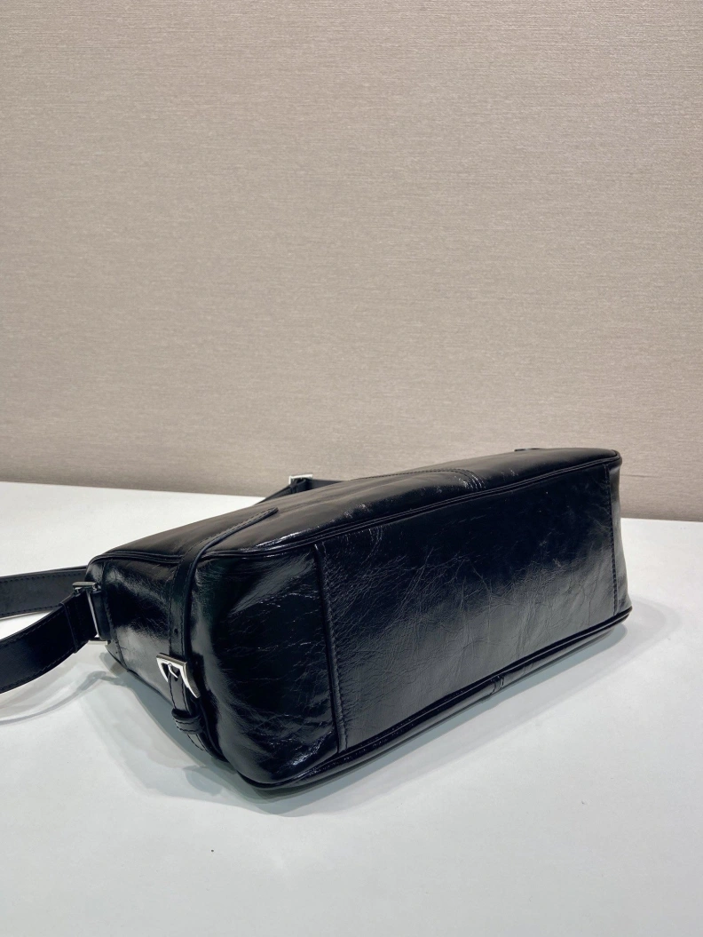 Resilient Prxdx Satchel Bags 54345