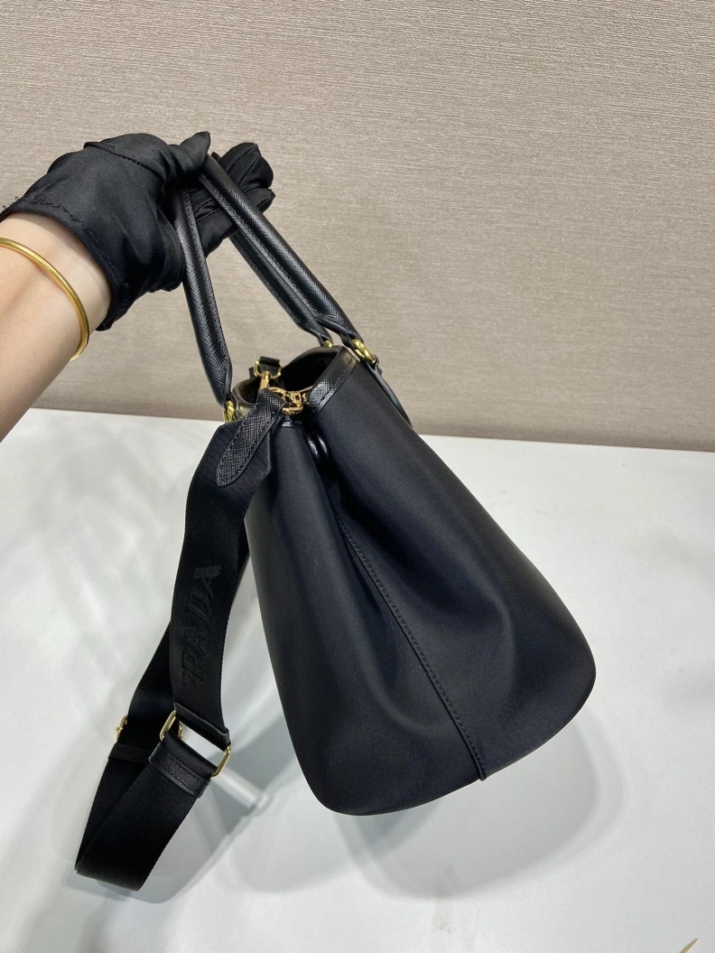 Functional Prxdx Top Handle Bags 54042