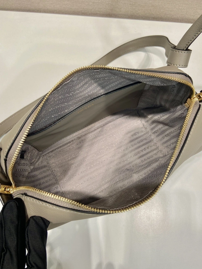 Comfortable Prxdx Top Handle Bags 53988