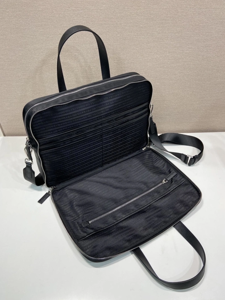 Durable Prxdx Briefcase 54541